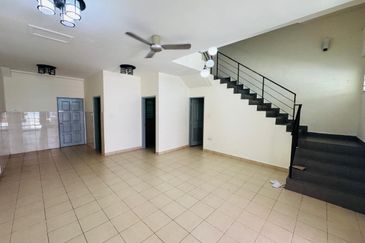 TAMAN UJANA SERI ANGGERIK