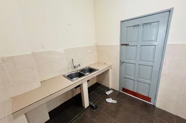 TAMAN UJANA SERI ANGGERIK