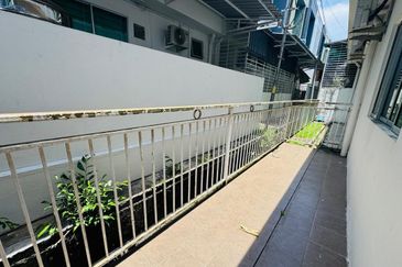 TAMAN UJANA SERI ANGGERIK