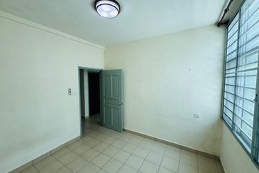 TAMAN UJANA SERI ANGGERIK