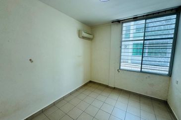 TAMAN UJANA SERI ANGGERIK