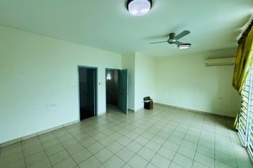 TAMAN UJANA SERI ANGGERIK