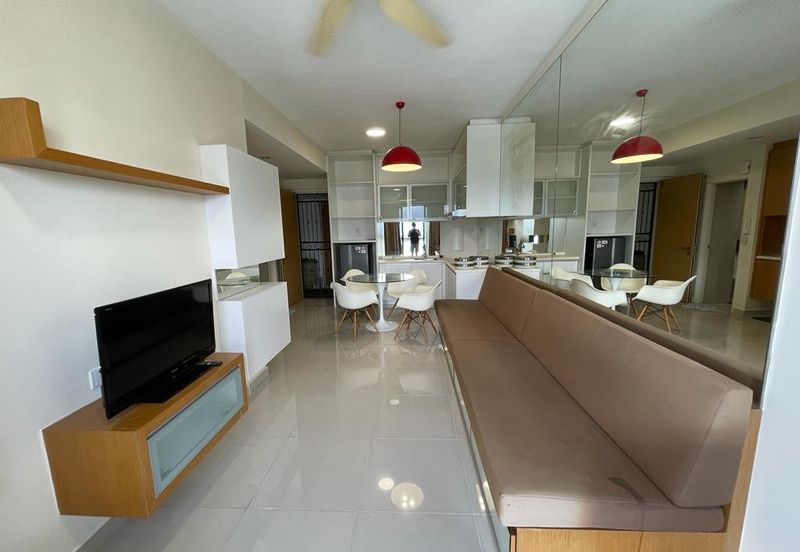 THE PEAK CONDOMINIUM