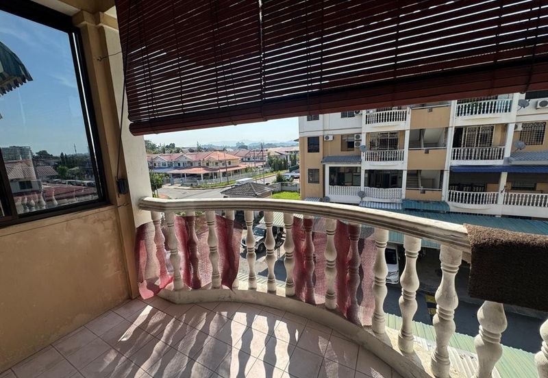 Rainfield Court Apartment