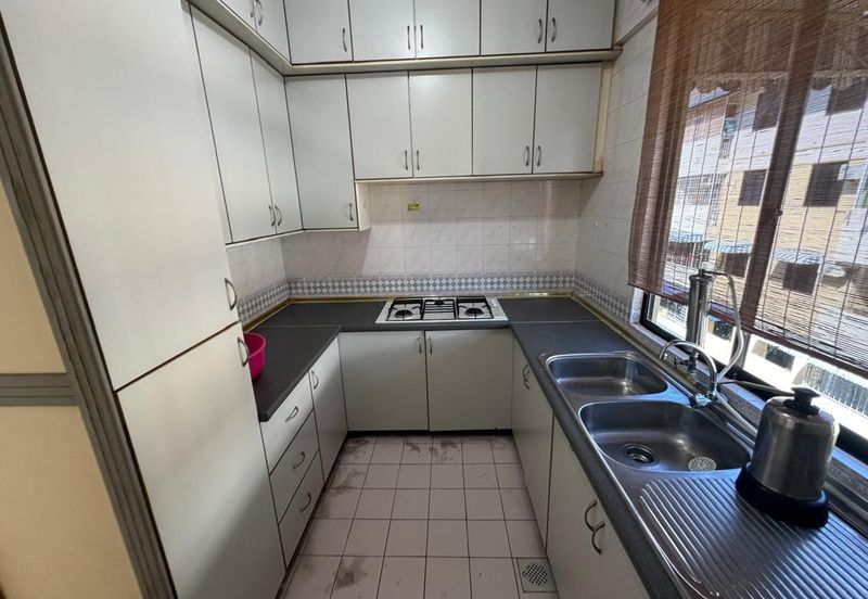 Rainfield Court Apartment