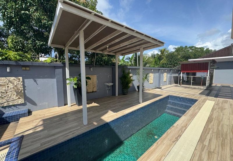 3-Storey Buildings with Lift | Kampung Likas Mansion | Luxurious & Spacious Design | Sale