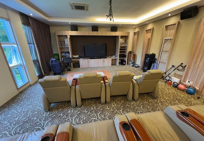 3-Storey Buildings with Lift | Kampung Likas Mansion | Luxurious & Spacious Design | Sale