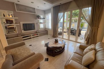 3-Storey Buildings with Lift | Kampung Likas Mansion | Luxurious & Spacious Design | Sale