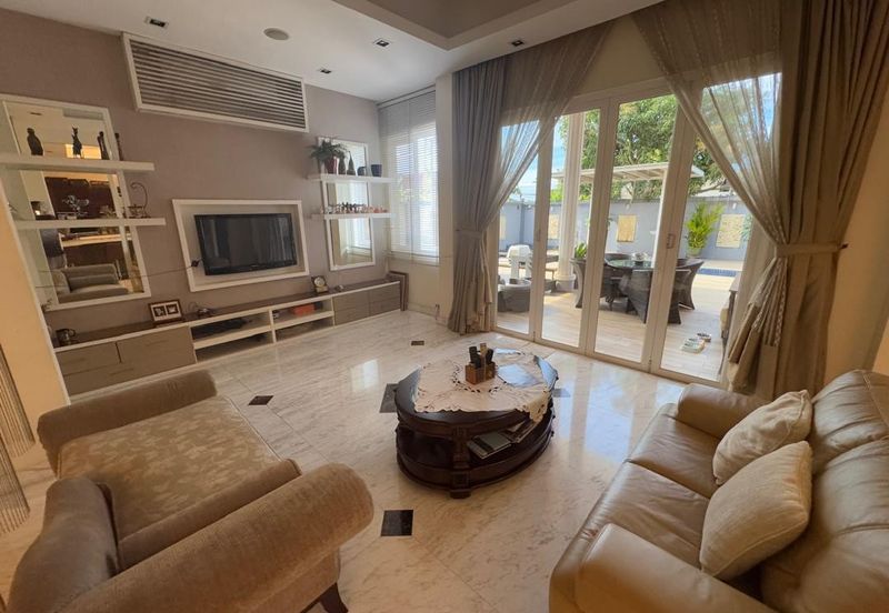 3-Storey Buildings with Lift | Kampung Likas Mansion | Luxurious & Spacious Design | Sale