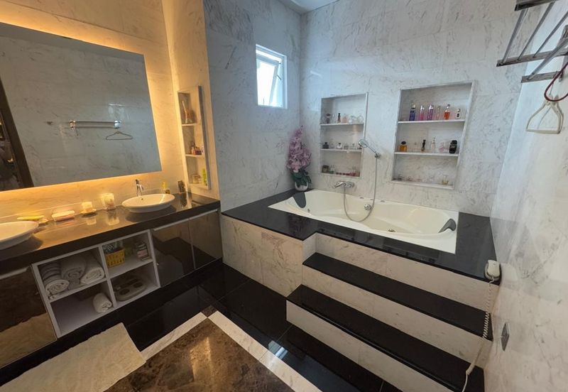 3-Storey Buildings with Lift | Kampung Likas Mansion | Luxurious & Spacious Design | Sale