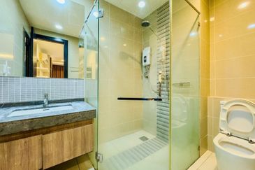 PELAGOS DESIGNER SUITES @ WATERFRONT