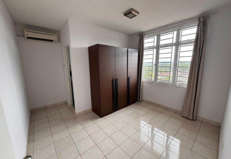 Putatan Platinum Apartment