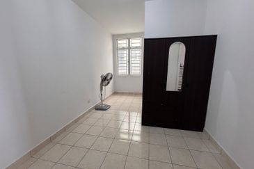 Putatan Platinum Apartment