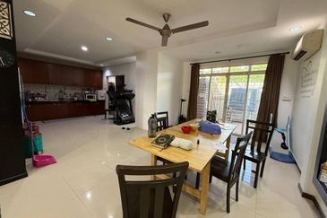 Hing Park @ Nosoob, Penampang |  2-Storey Semi-Detached House | End Lot | Renovated | (Beside Skyvue)