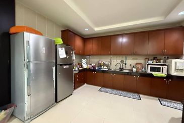 Hing Park @ Nosoob, Penampang |  2-Storey Semi-Detached House | End Lot | Renovated | (Beside Skyvue)