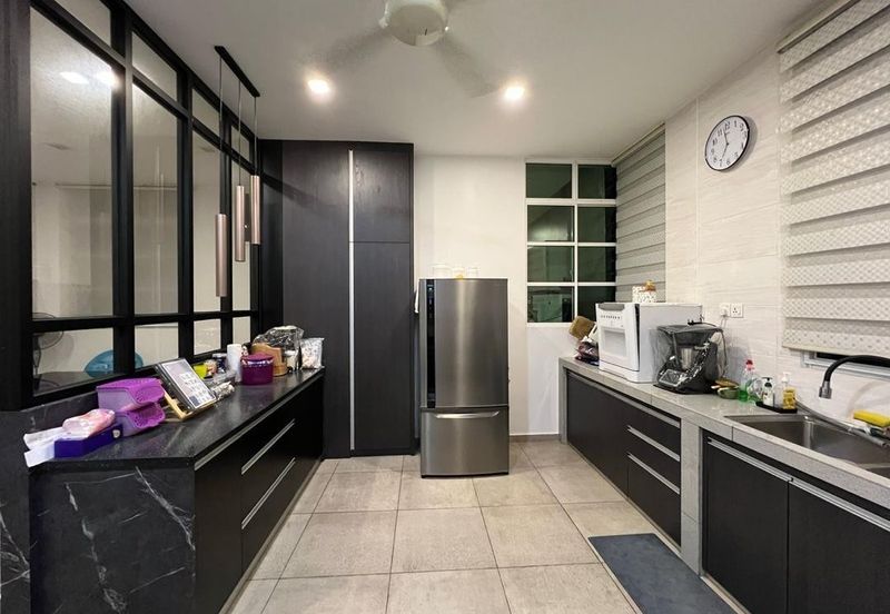 Taman Kobusak Indah | 3-Storey Semi Detached House | Partially Furnished | Non-Bumi | For Sale 