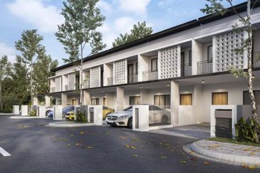 Keningau New Landed House | Phase 1 | 2-Storey Intermediate Terrace House | Flood-Free Area | For Sale