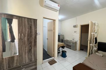 Taman Nelly 8D Studio Condominium