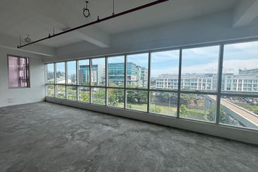 Sutera Avenue | Facing Mainroad | Block A | Corner Lot | Level 5 | Strategic location | Kota Kinabalu