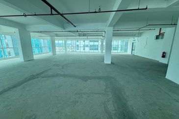 Sutera Avenue | Facing Mainroad | Block A | Corner Lot | Level 5 | Strategic location | Kota Kinabalu