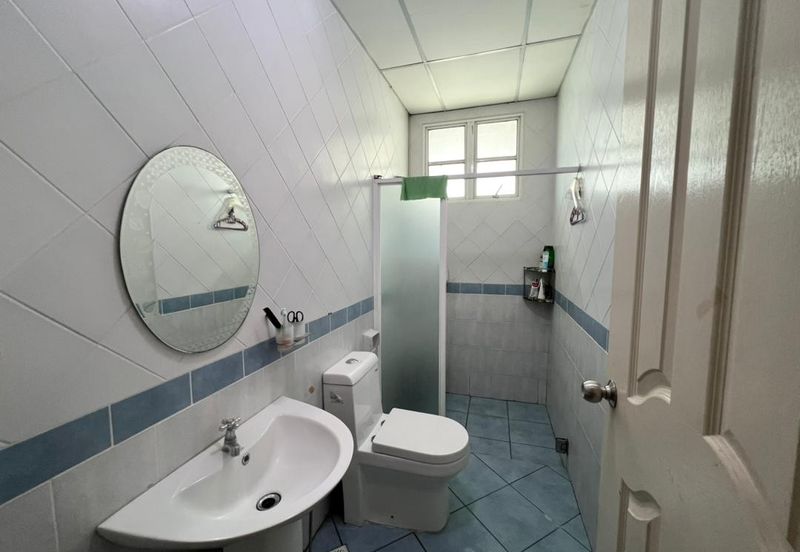 Kiansom Country Height