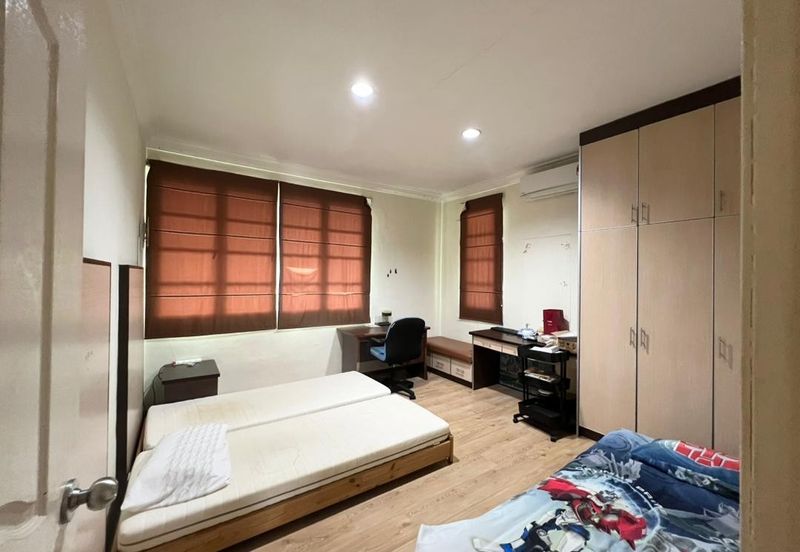 Kiansom Country Height