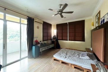 Kiansom Country Height