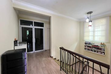 Kiansom Country Height