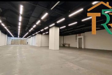 1Borneo HyperMall (One Borneo)