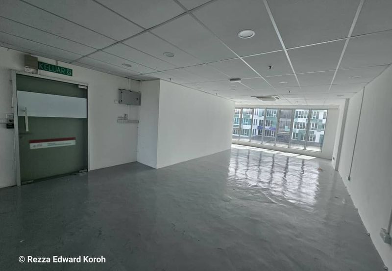 Aeropod Commercial Square