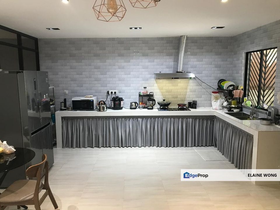 Taman Seputeh | Intermediate 2-Storey Terrace House | 4B2BR | Fully Furnished | Damai Luyang KK, Sabah, Kota Kinabalu