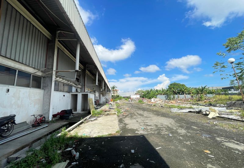 Inanam Warehouse For Sale Roadside Exposure Prime Visibility