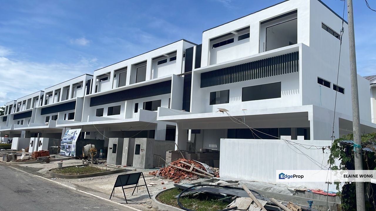 Taman Soon Kiong | 2 1/2 Storey Terrace Intermediate Houses | 999-Year Lease | Exclusively 8 units |  Luyang | For Sale, Sabah, Kota Kinabalu