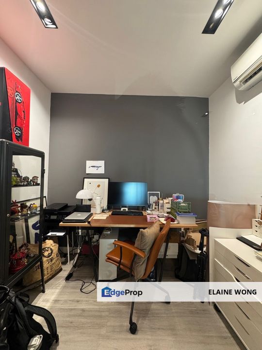 Bay 21 | Level 26 | Seaview | Corner Lot | Sunset View | Prime Location @ Tanjung Lipat Likas , Sabah, Kota Kinabalu