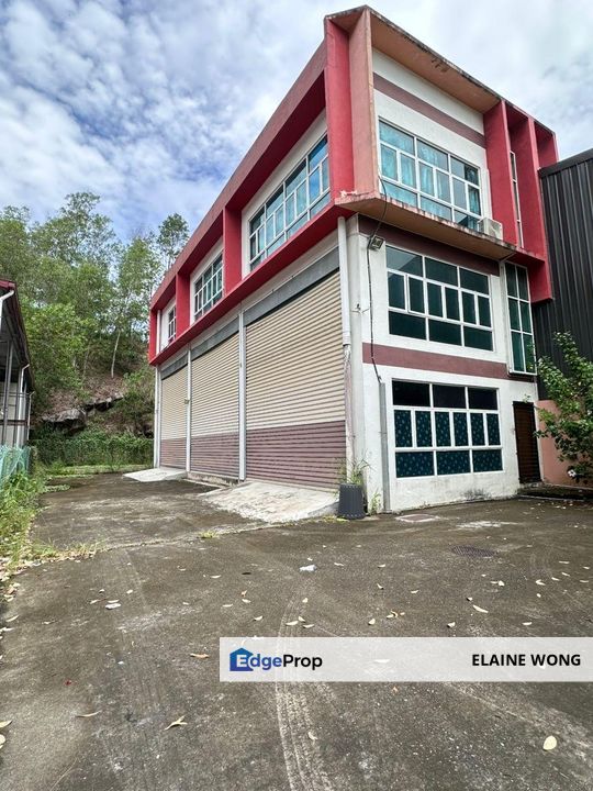 Golden Hill Industrial Park | 2-Storey Semi Detached Warehouse | BUA:20'x60' | Near EG Mall Inanam | For Rent, Sabah, Kota Kinabalu