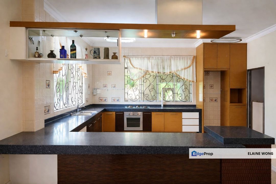 Taman Vineyard | 2-Storey Bungalow | Well Maintained | Kolombong | For Sale, Sabah, Kota Kinabalu