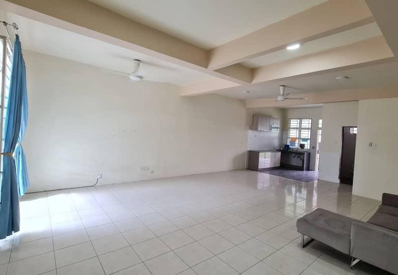 ALAM PUTERI (PRINCESS HEIGHT)