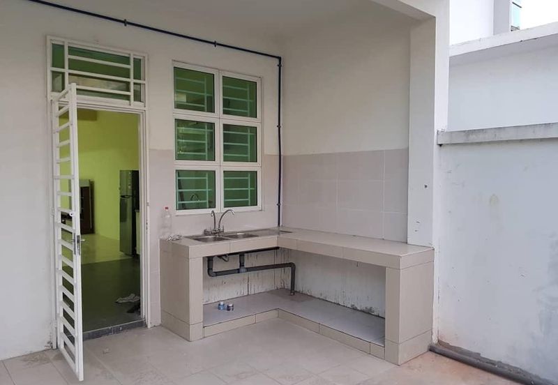 ALAM PUTERI (PRINCESS HEIGHT)