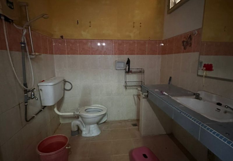 Taman Layang-Layang Luyang | Corner Single Storey Terrace House | Kota Kinabalu