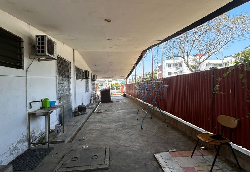 Taman Layang-Layang Luyang | Corner Single Storey Terrace House | Kota Kinabalu