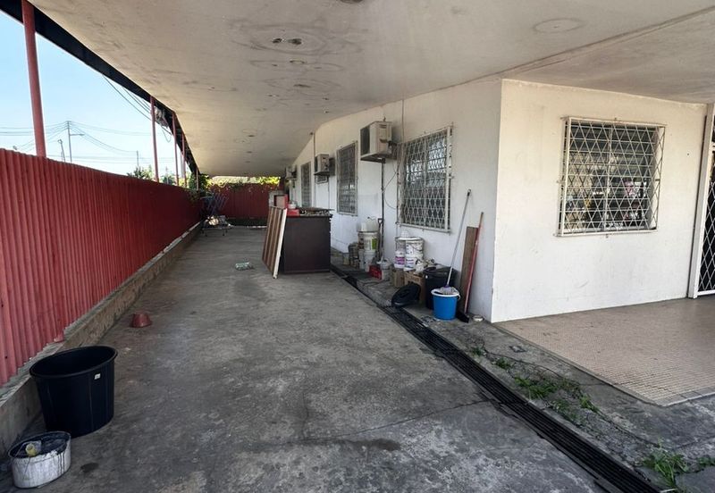 Taman Layang-Layang Luyang | Corner Single Storey Terrace House | Kota Kinabalu