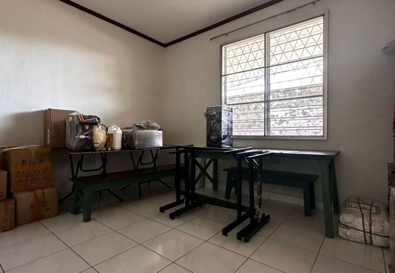 Taman Layang-Layang Luyang | Corner Single Storey Terrace House | Kota Kinabalu