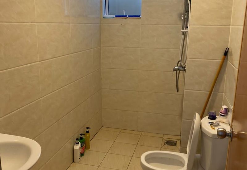 JING YUEN CONDOMINIUM