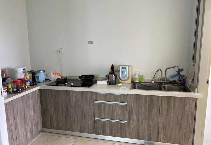 JING YUEN CONDOMINIUM