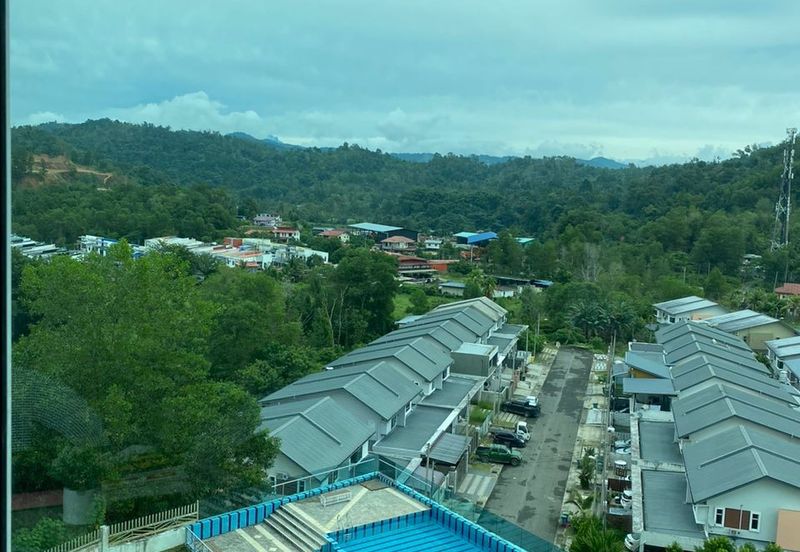 JING YUEN CONDOMINIUM