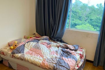 JING YUEN CONDOMINIUM