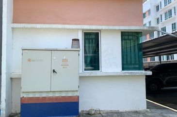 University Utama Condominium Phase 1