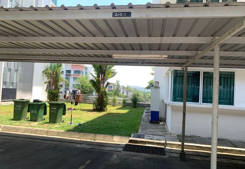 University Utama Condominium Phase 1