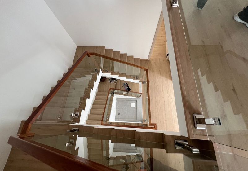 Taman Lifo Kolombog | 3 Storey Semi Detached