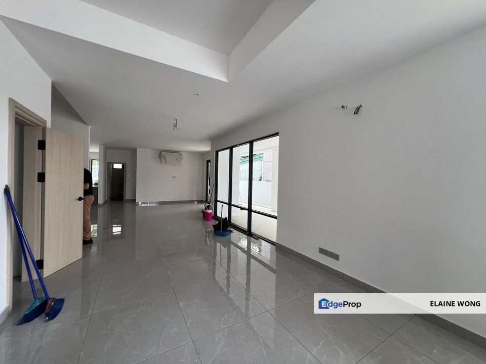 Taman Lifo Kolombog | 3 Storey Semi Detached, Sabah, Kota Kinabalu